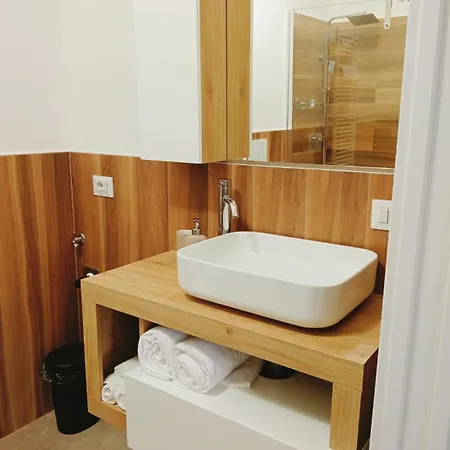 بيت ضيافة Modena Rooms مودينا